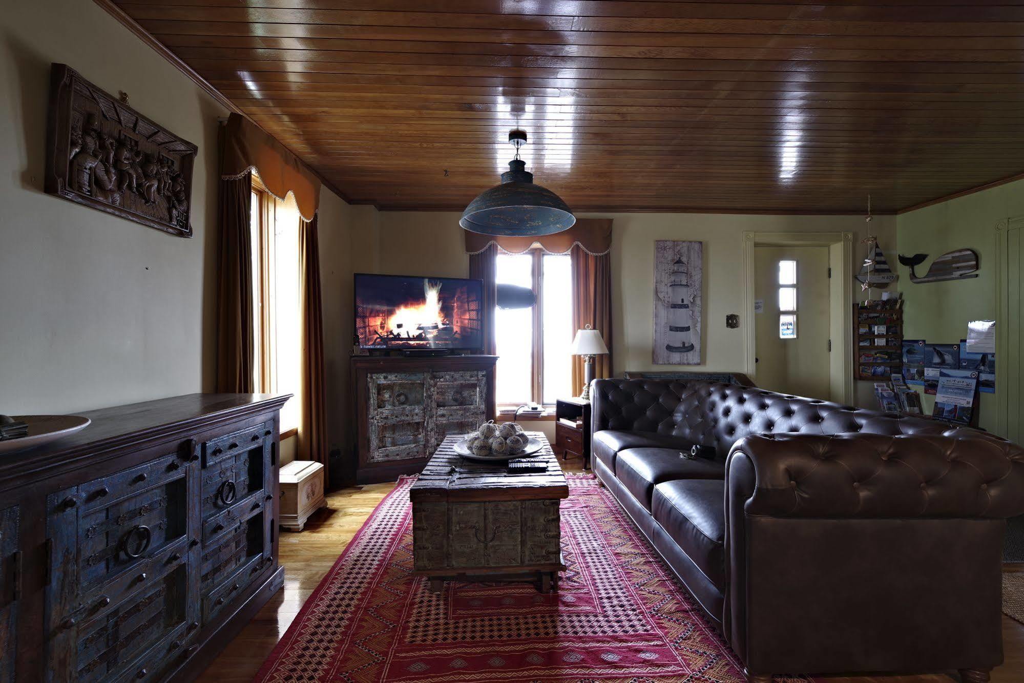 Gite Au Vieux Pommier Tadoussac Exterior foto